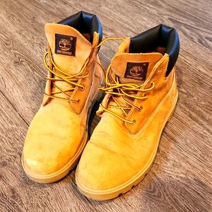 listing-status-banner